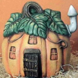 Pumpkin House Small