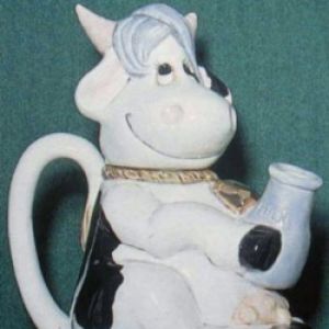 Cartoon Cow Teapot