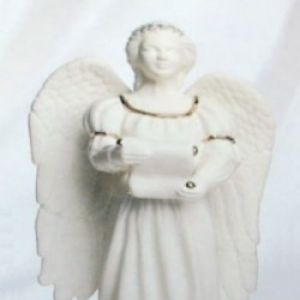 Classic Angel with scroll