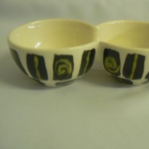 Two-division round bowls