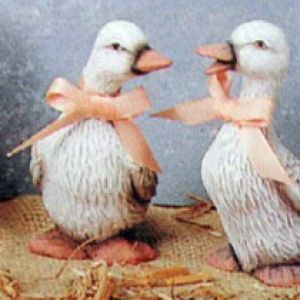2 Small Ducks with heads up (set of 2)